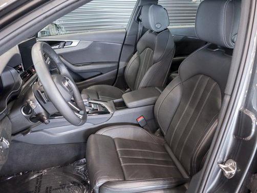2023 Audi A4 45 S line Premium Plus