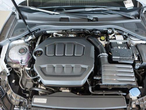 Arrow Gray Pearl Effect 2026 Audi A3 Premium
