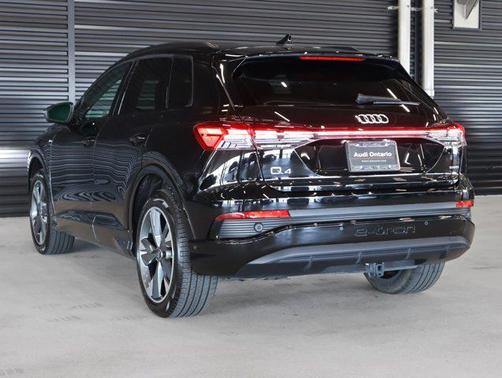 2024 Audi Q4 e-tron Premium Plus 50 quattro