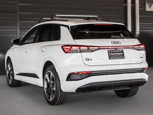 Glacier White Metallic 2023 Audi Q4 e-tron Premium Plus 50 quattro