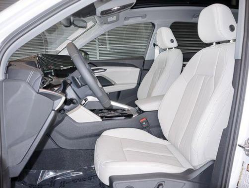 2025 Audi Q5 Premium