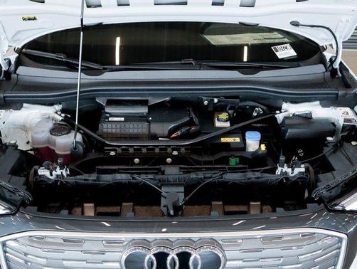 2025 Audi Q4 e-tron Premium Plus 55 quattro