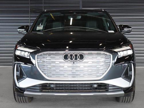 2024 Audi Q4 e-tron Premium Plus 55 quattro