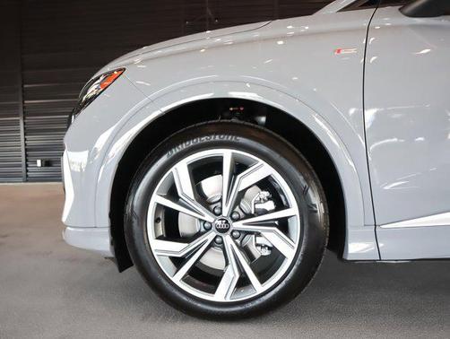 2025 Audi Q4 e-tron Sportback Prestige 55 quattro