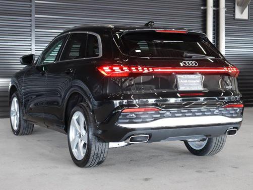 2025 Audi Q5 Premium Plus TFSI quattro S tronic