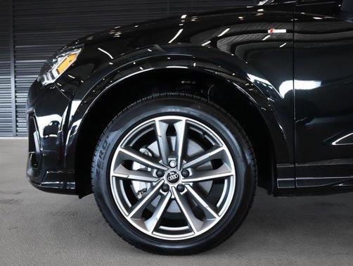 2023 Audi Q3 Premium 45 TFSI S line quattro Tiptronic