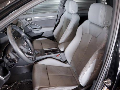 2023 Audi Q3 Premium 45 TFSI S line quattro Tiptronic