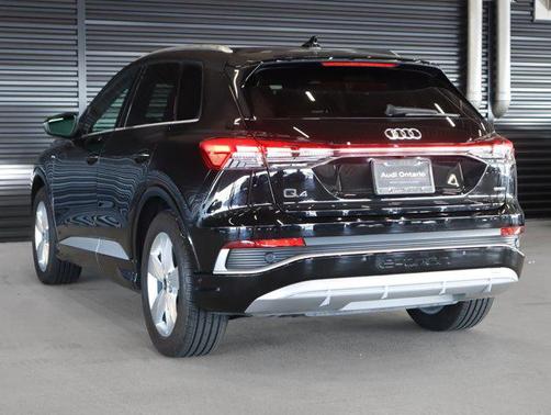 2024 Audi Q4 e-tron Premium Plus 55 quattro
