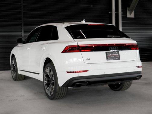 2025 Audi Q8 55 Premium