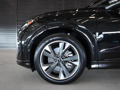 2024 Audi Q4 e-tron Premium Plus 55 quattro