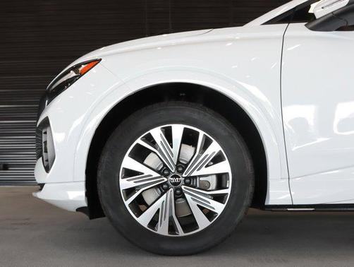 2025 Audi Q4 e-tron Premium 45 RWD