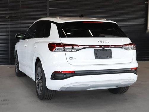 2025 Audi Q4 e-tron Premium 45 RWD