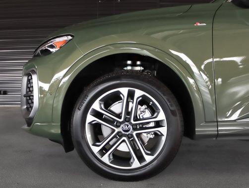 2025 Audi Q5 Sportback Premium Plus