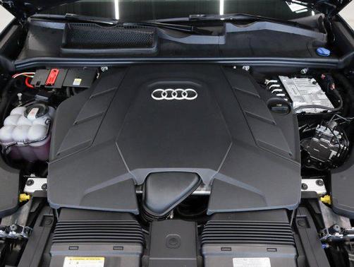 2026 Audi Q8 55 Premium Plus