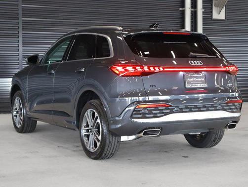 2025 Audi Q5 Premium