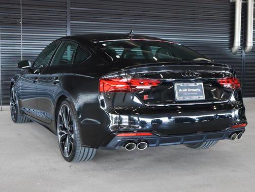 2022 Audi S5 Premium Plus TFSI quattro Tiptronic