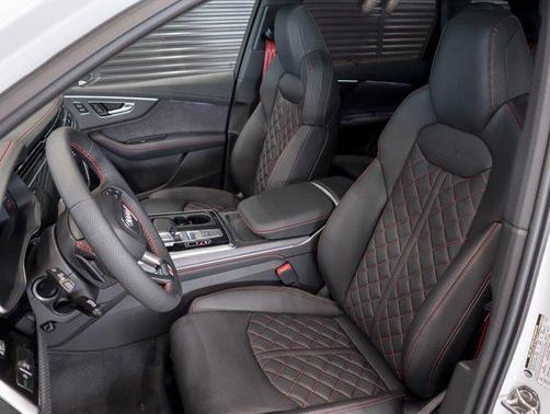 2026 Audi Q7 55 Prestige