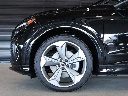 2025 Audi Q4 e-tron Sportback Premium Plus 55 quattro