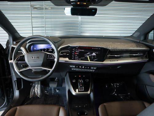2024 Audi Q4 e-tron Premium Plus 50 quattro