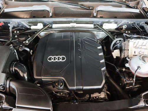 2023 Audi Q5 45 S line Premium Plus