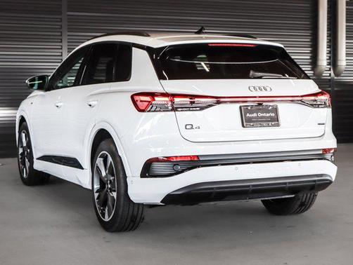 2024 Audi Q4 e-tron Premium Plus 55 quattro