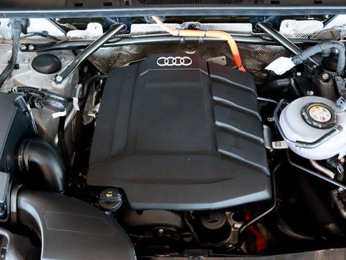 2025 Audi Q5 55 S line Premium Plus
