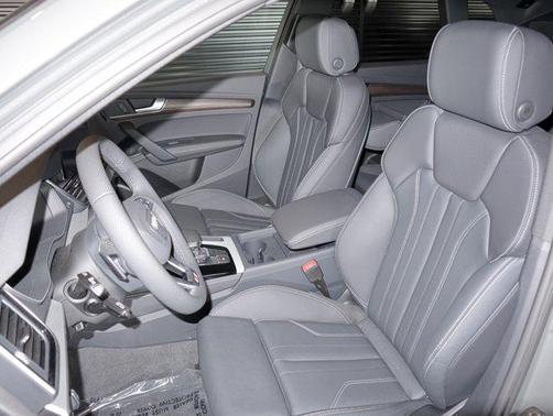 2025 Audi Q5 55 S line Premium Plus