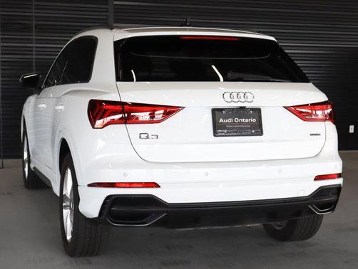 2022 Audi Q3 45 S line Premium Plus