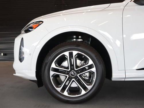 2025 Audi Q5 Premium