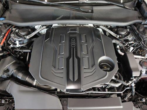 2026 Audi A6 Premium Plus quattro S tronic