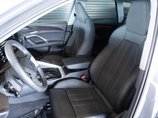 2025 Audi Q5 Premium Plus TFSI quattro S tronic