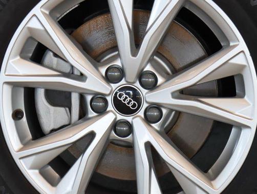 2023 Audi Q3 Premium 45 TFSI S line quattro Tiptronic