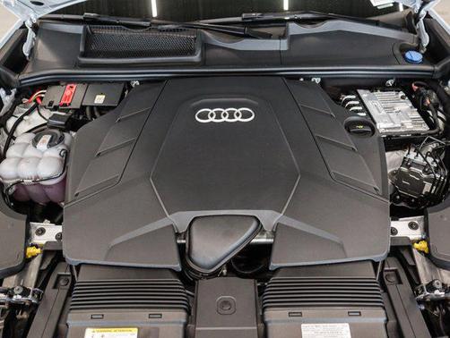 2026 Audi Q8 55 Premium Plus