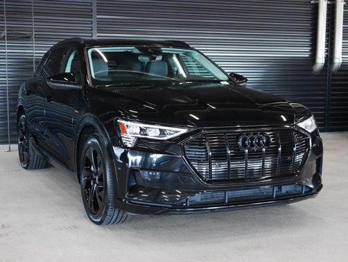 2021 Audi e-tron Premium