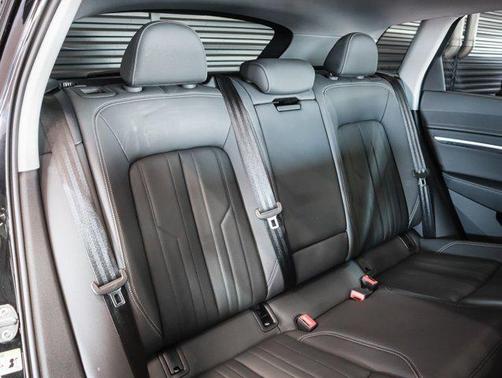 2021 Audi e-tron Premium