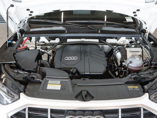 2023 Audi Q5 40 Premium
