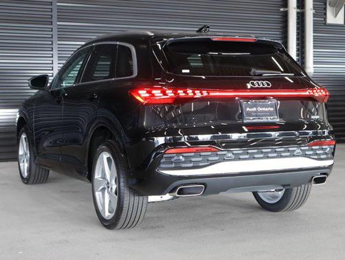 2025 Audi Q5 Premium Plus TFSI quattro S tronic