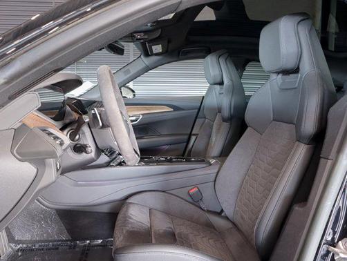 2023 Audi e-tron GT Premium Plus quattro