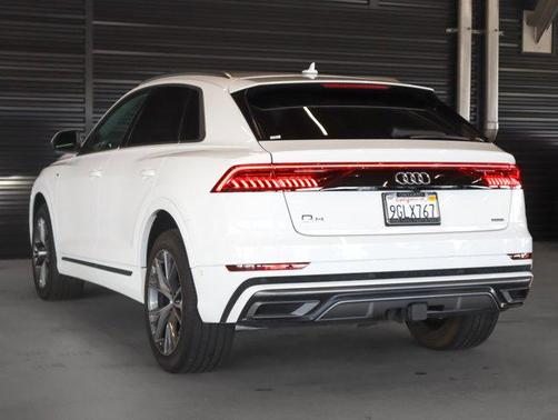 2023 Audi Q8 55 Premium Plus