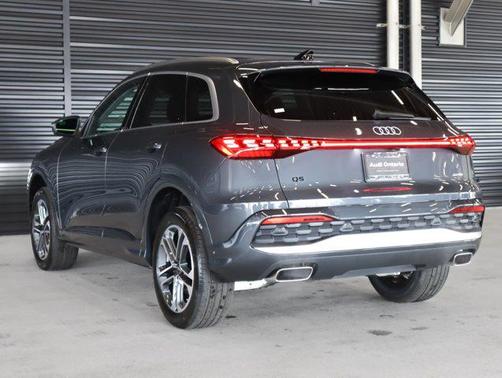 2025 Audi Q5 Premium