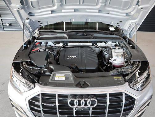 2023 Audi Q5 40 Premium Plus