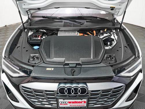 2024 Audi Q8 e-tron Prestige