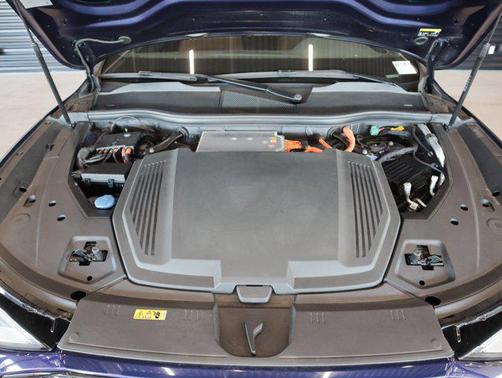 2022 Audi e-tron Premium