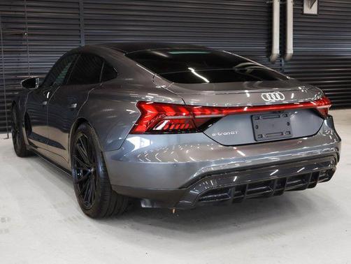 2023 Audi e-tron GT Premium Plus quattro