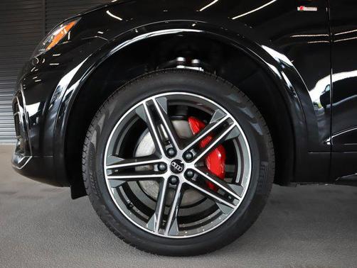 2025 Audi Q5 55 S line Premium Plus