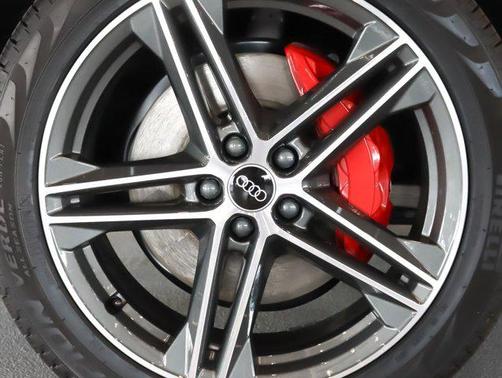2025 Audi Q5 55 S line Premium Plus