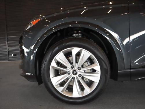 2025 Audi Q6 e-tron Premium Plus