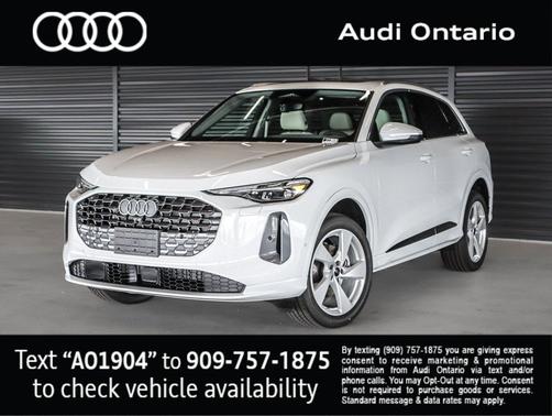 Glacier White Metallic 2026 Audi Q5 Premium Plus TFSI quattro S tronic