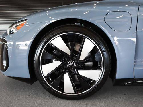 2026 Audi S e-tron GT Prestige quattro