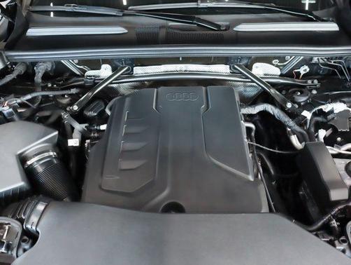 2025 Audi Q5 Prestige TFSI quattro S tronic